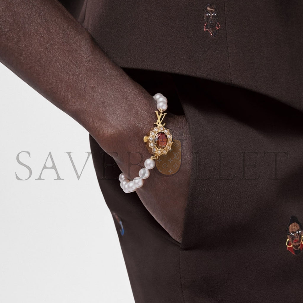 l**is V*t*n red stone pearl charm bracelet m1497m